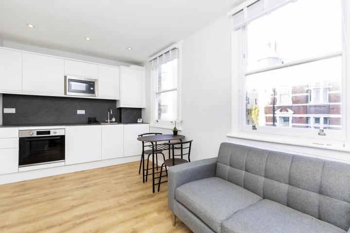 Newly refurbished one bed close to regents park and mins to tube Bell Street, Marylebone